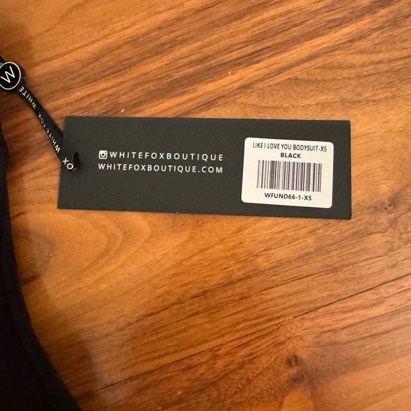 White fox Bodysuit - Picture 3 of 3